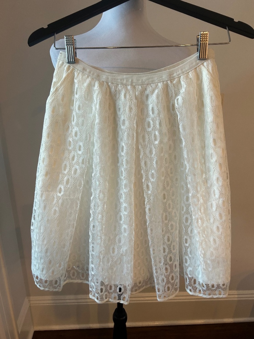 NWT Anthropologie Maeve dainty white lace skirt